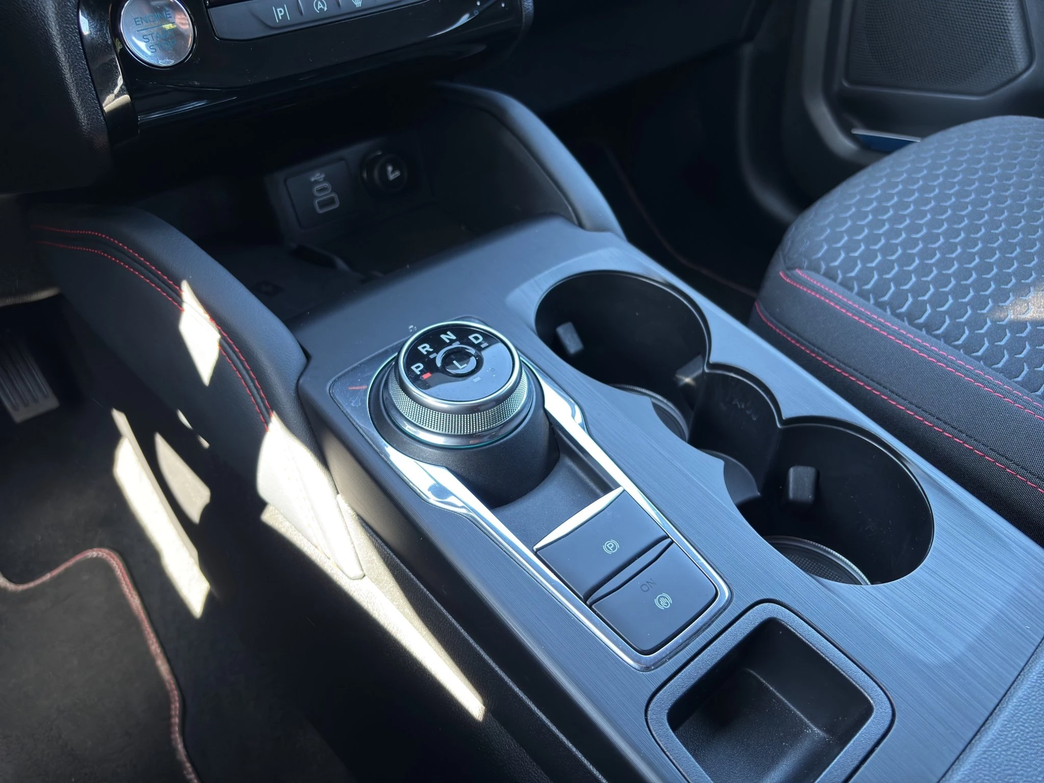 Ford Kuga ST-Line Aut.*KAM*LED-MATRIX*NAVI*GRA*WINTER-PKT.