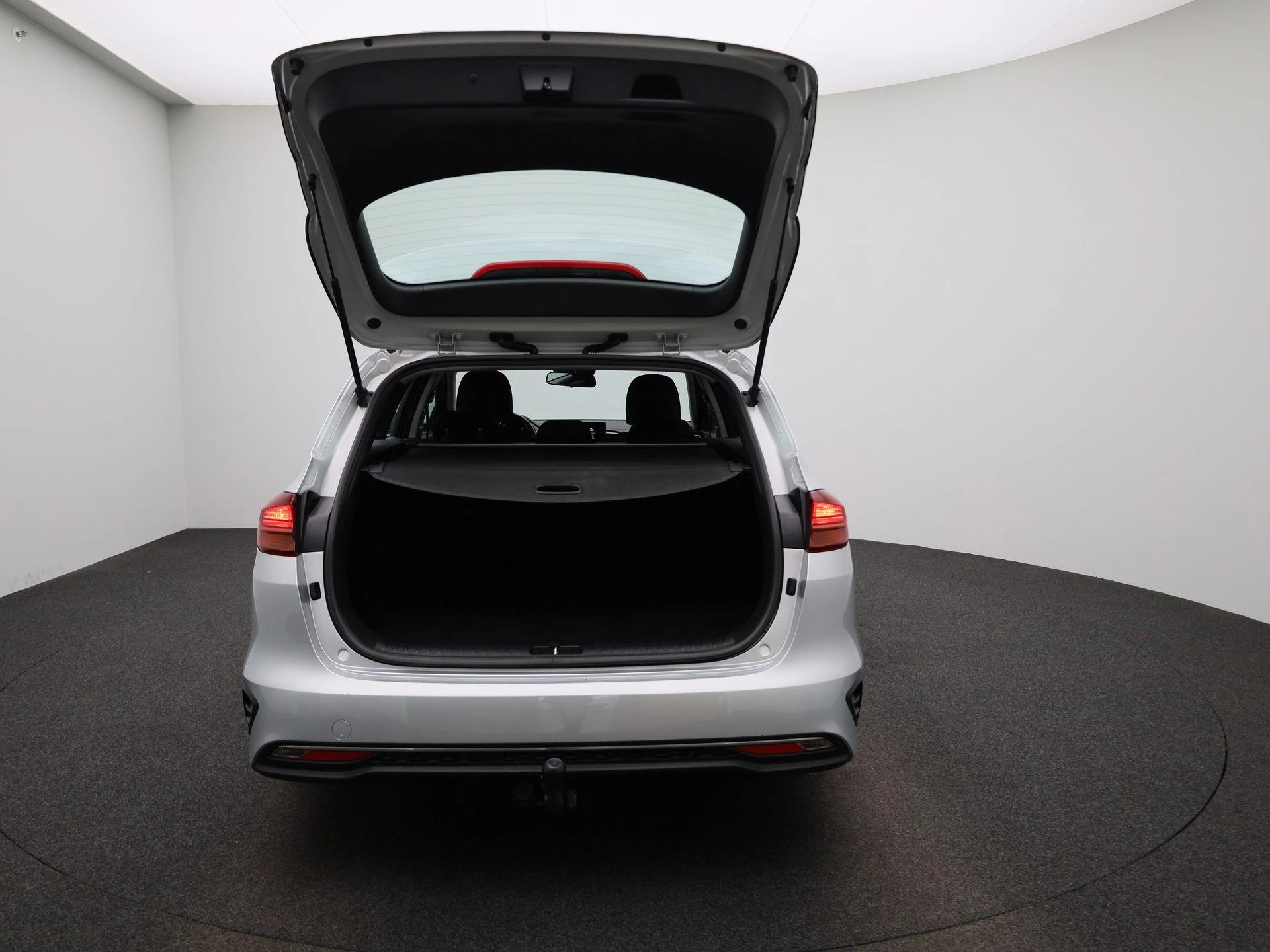 Kia-Ceed Sportswagon-image-10
