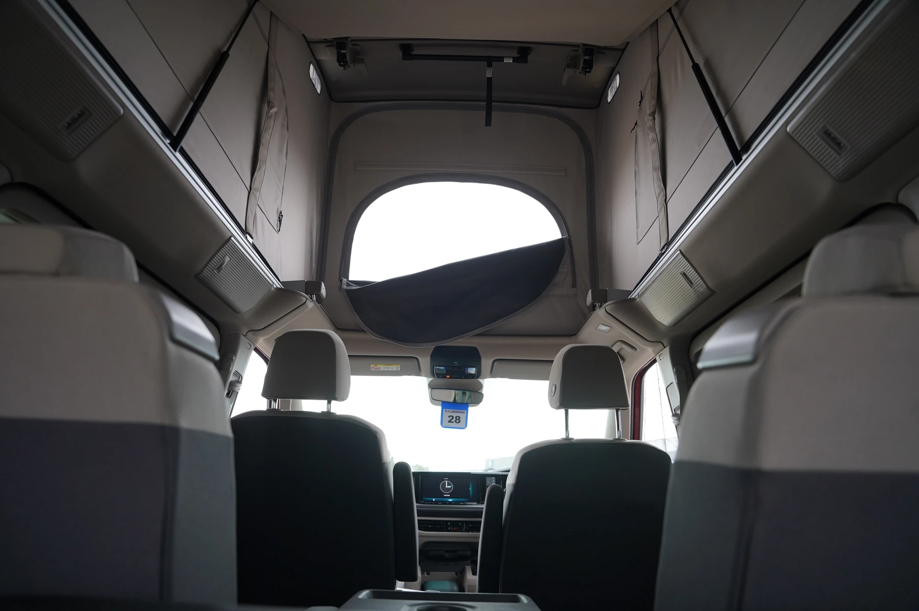 Volkswagen-California-image-10