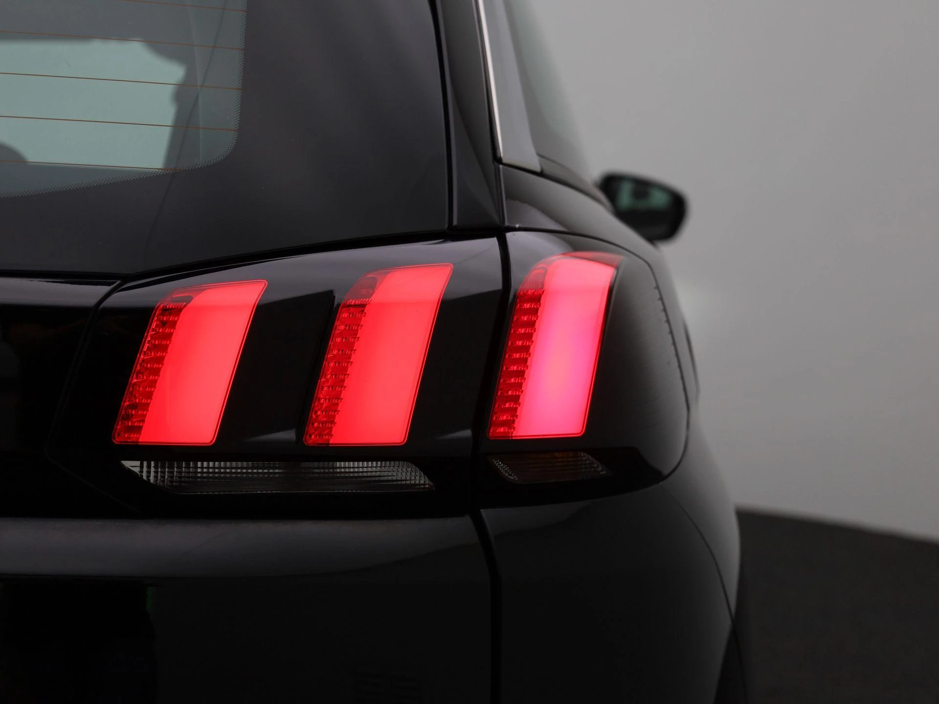 Peugeot-5008-image-37