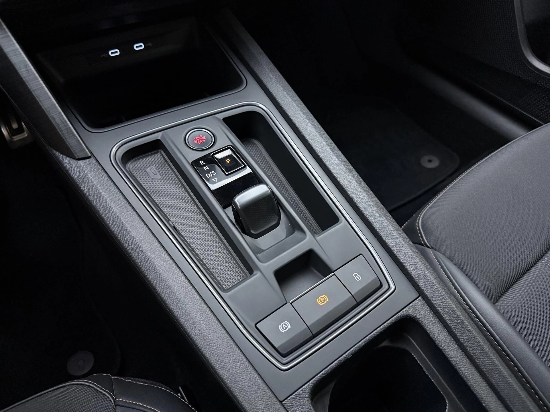 CUPRA Leon Sportstourer 1.4 e-Hybrid Business