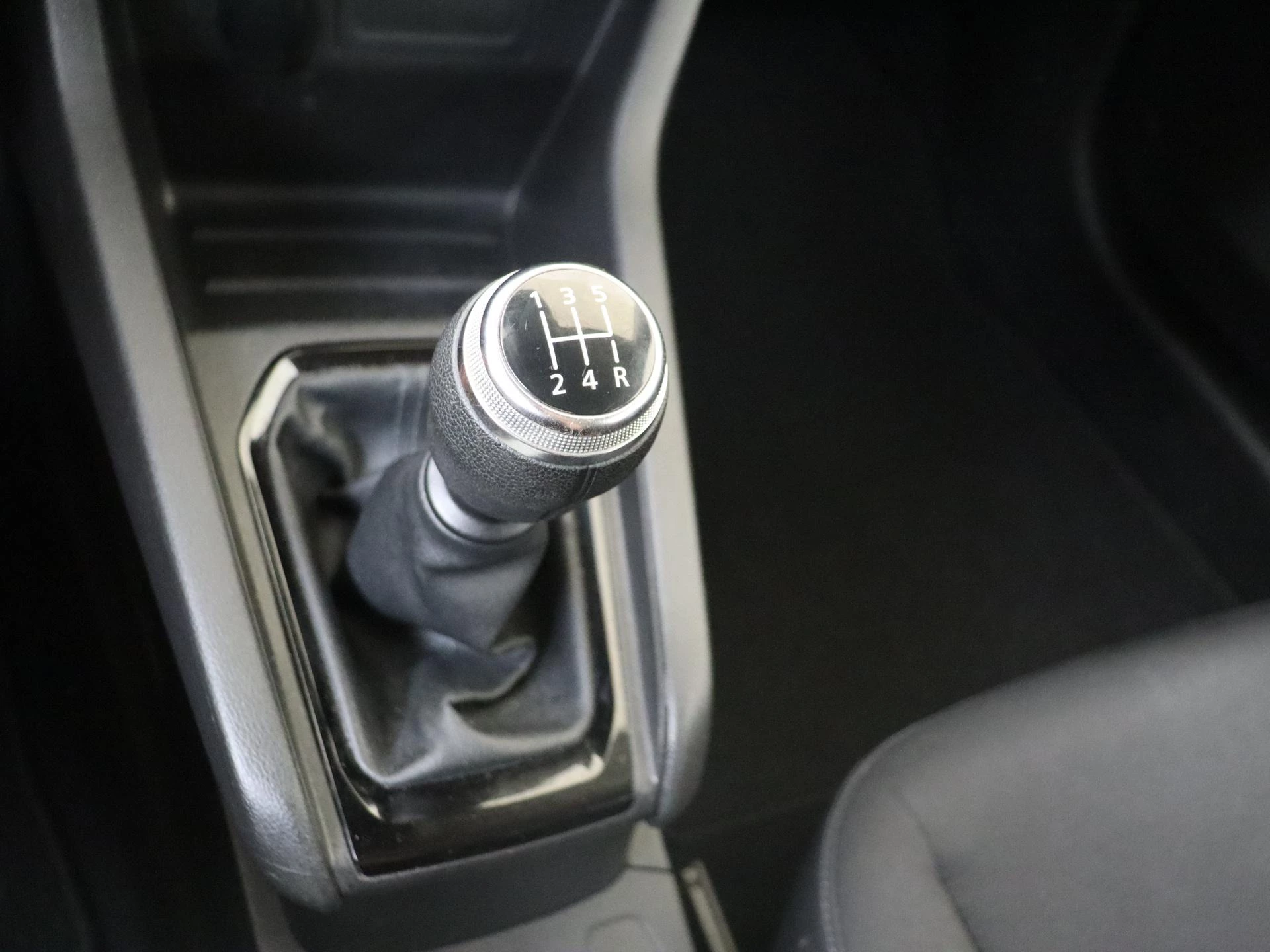 Renault-Clio-image-14