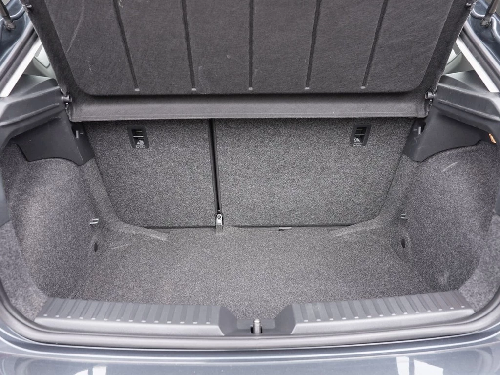 SEAT-Ibiza-image-5
