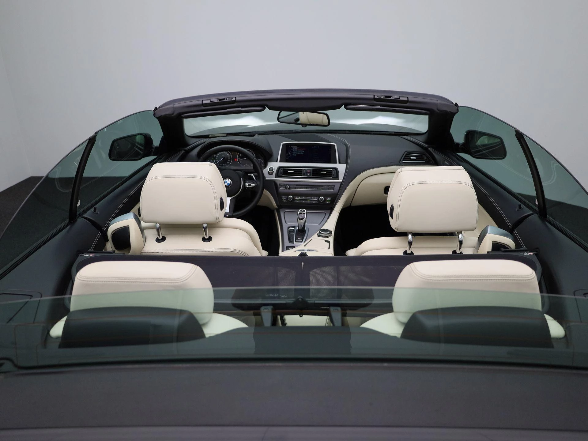 BMW-6 Serie-image-6