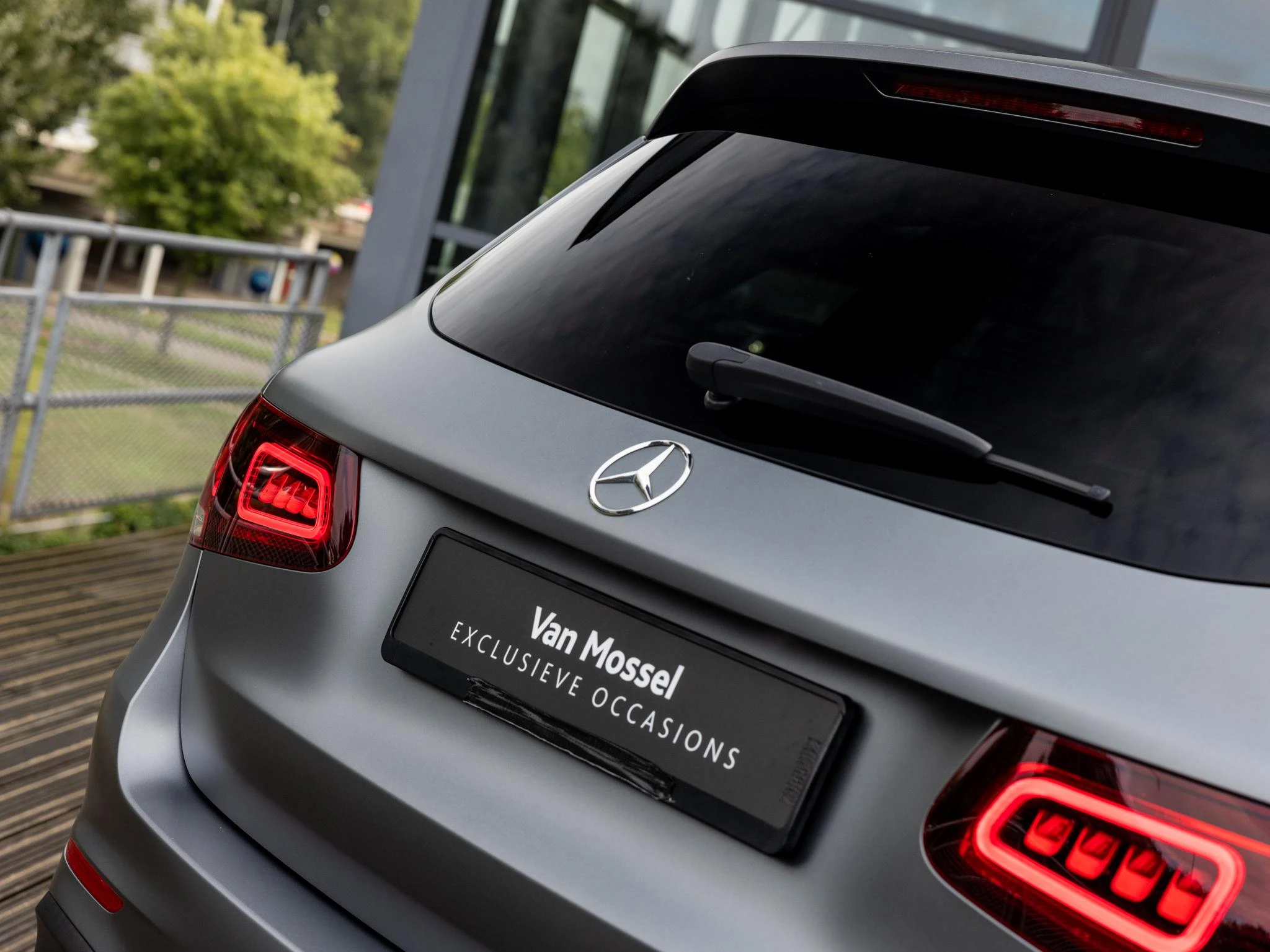 Mercedes-Benz-GLC-image-38