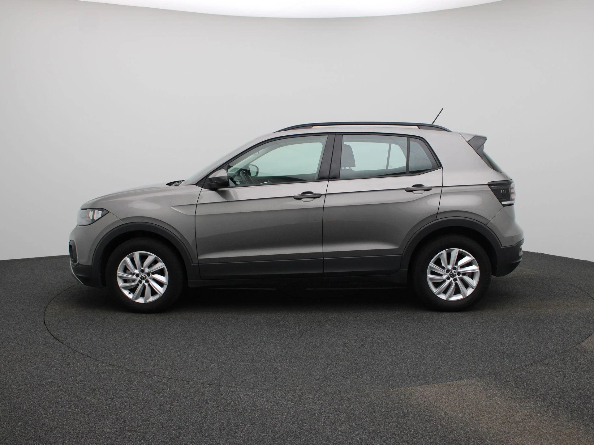 Volkswagen-T-Cross-image-3