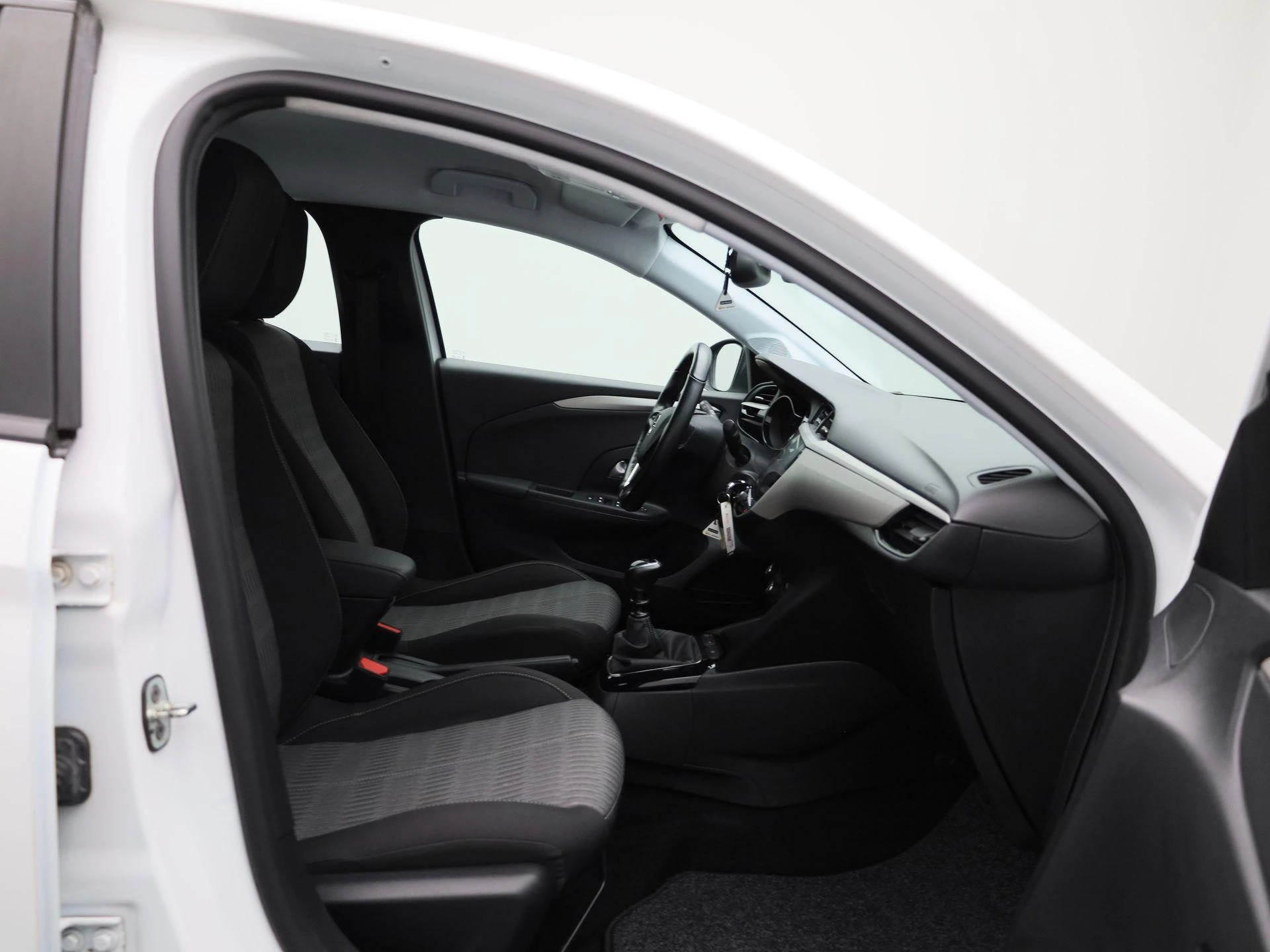 Opel-Corsa-image-29