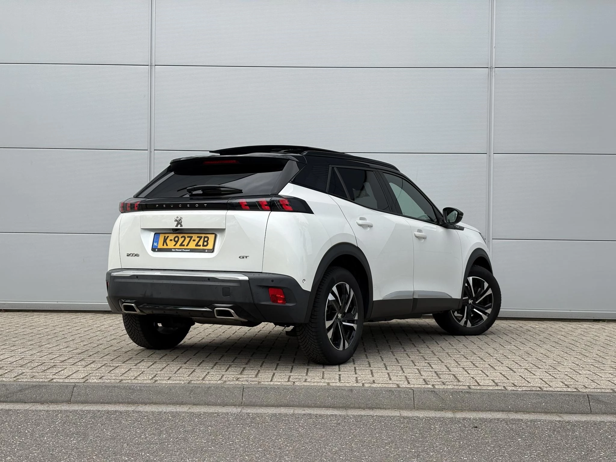 Peugeot-2008-image-4
