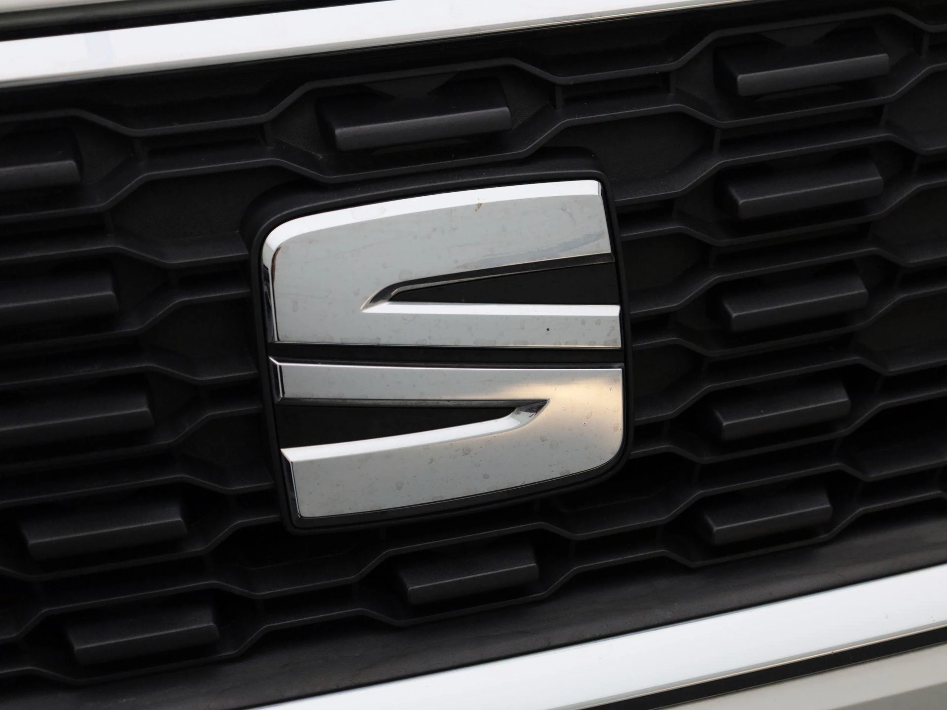 SEAT-Arona-image-30