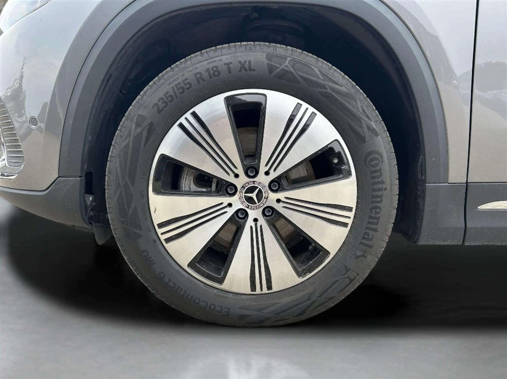 Mercedes-Benz-EQA-image-8