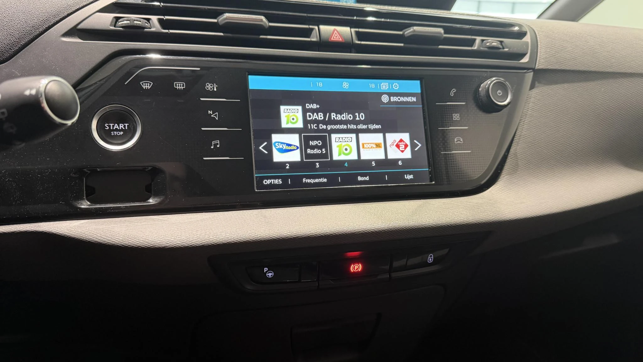 Citroën-Grand C4 Spacetourer-image-16