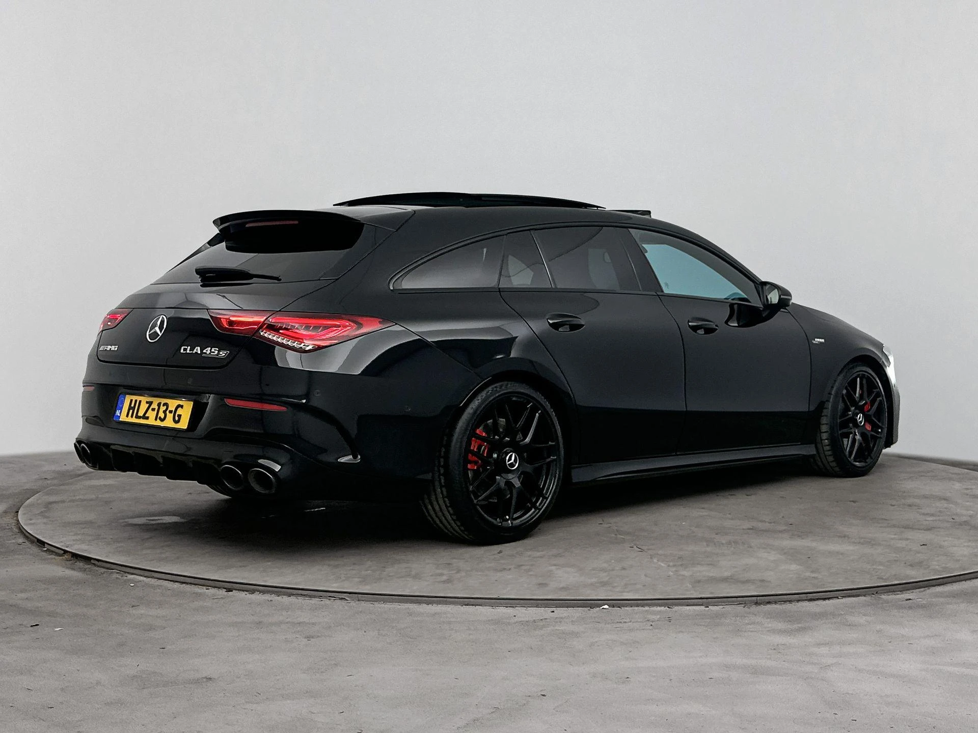 Mercedes-Benz-CLA-image-3