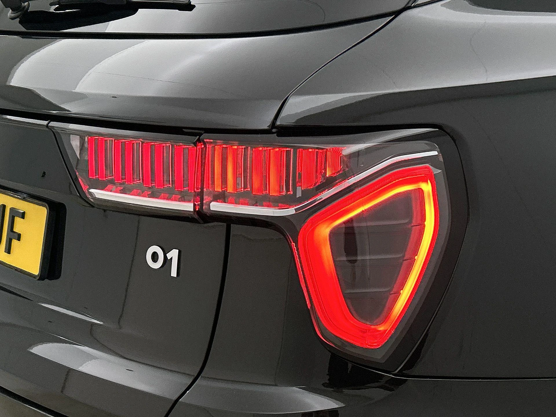 Lynk & Co-01-image-38