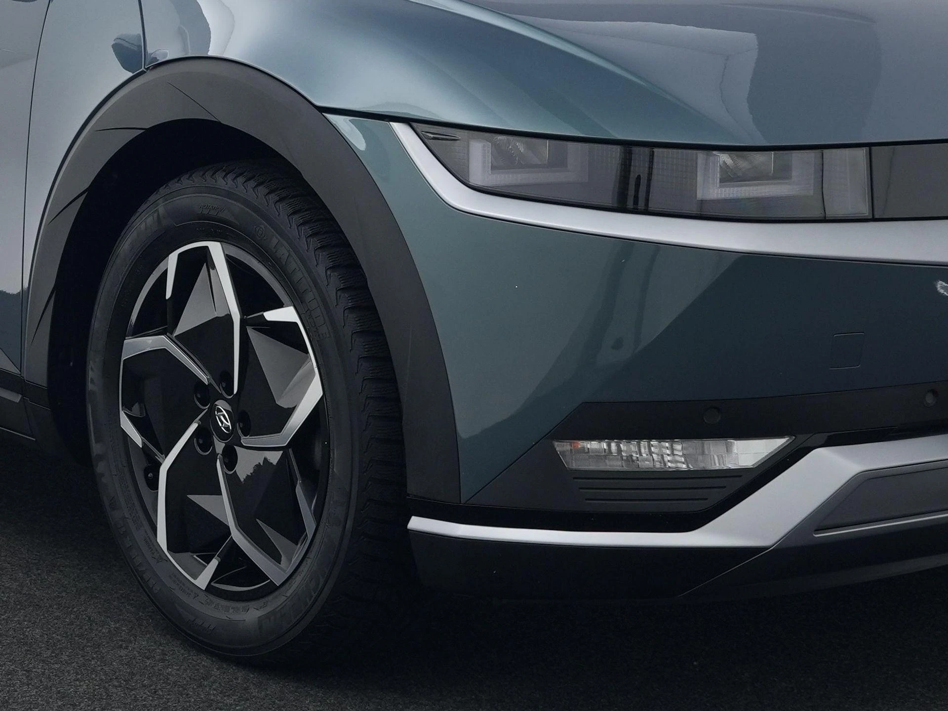 Hyundai-IONIQ 5-image-10