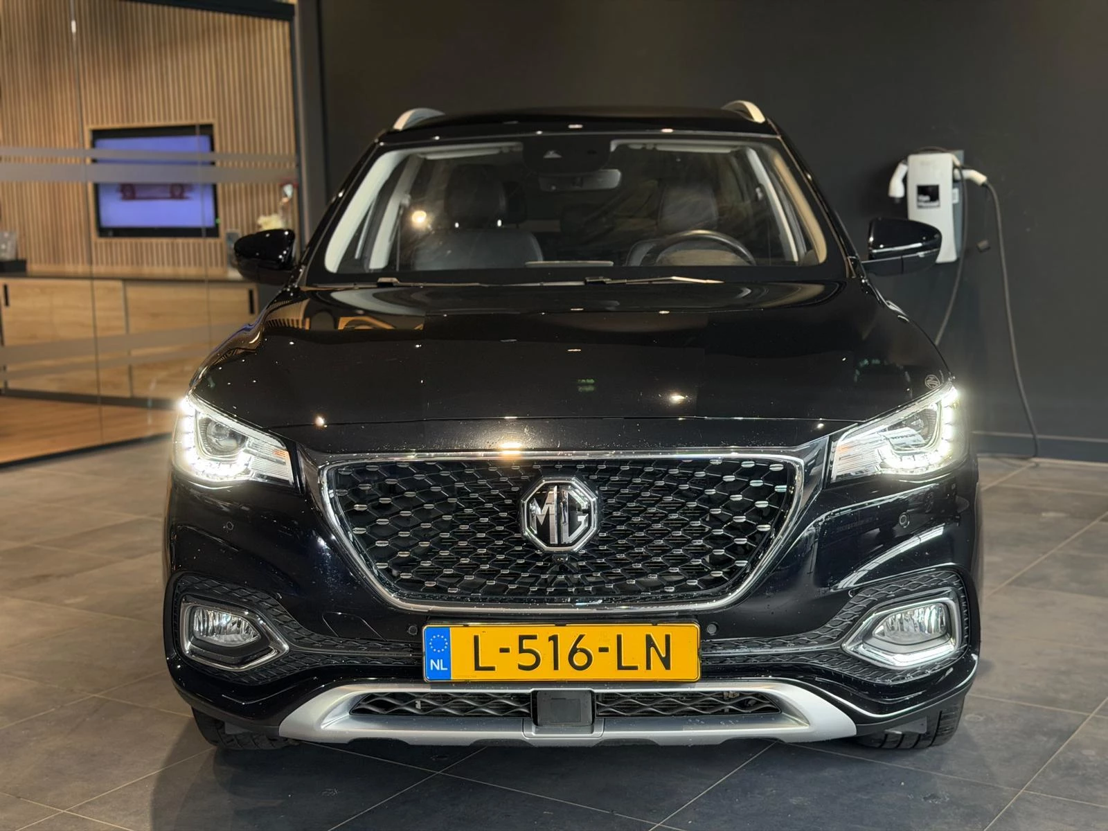 MG EHS 1.5 TGDI Edition1