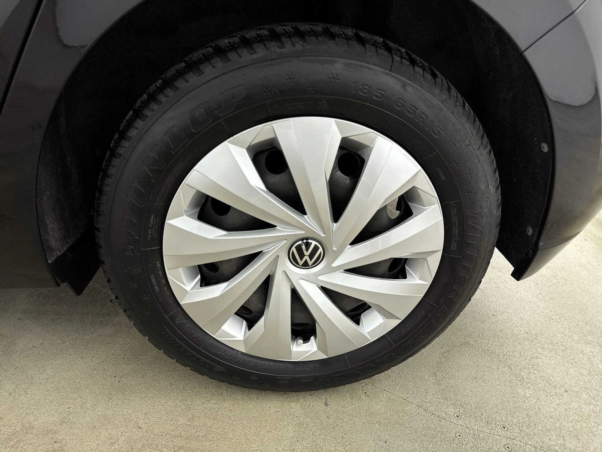 Volkswagen-Polo-image-9