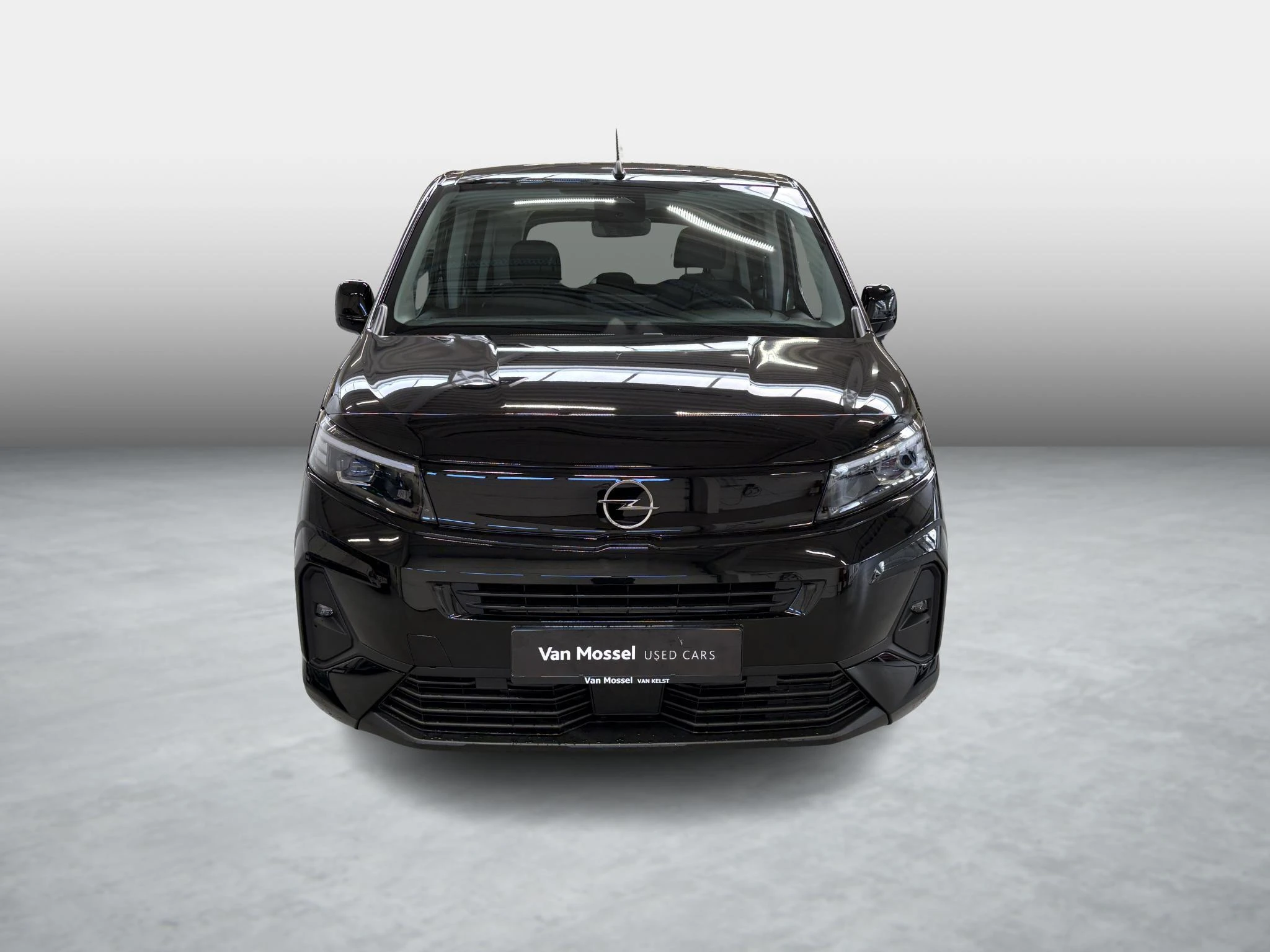 Opel-Combo Life-image-6