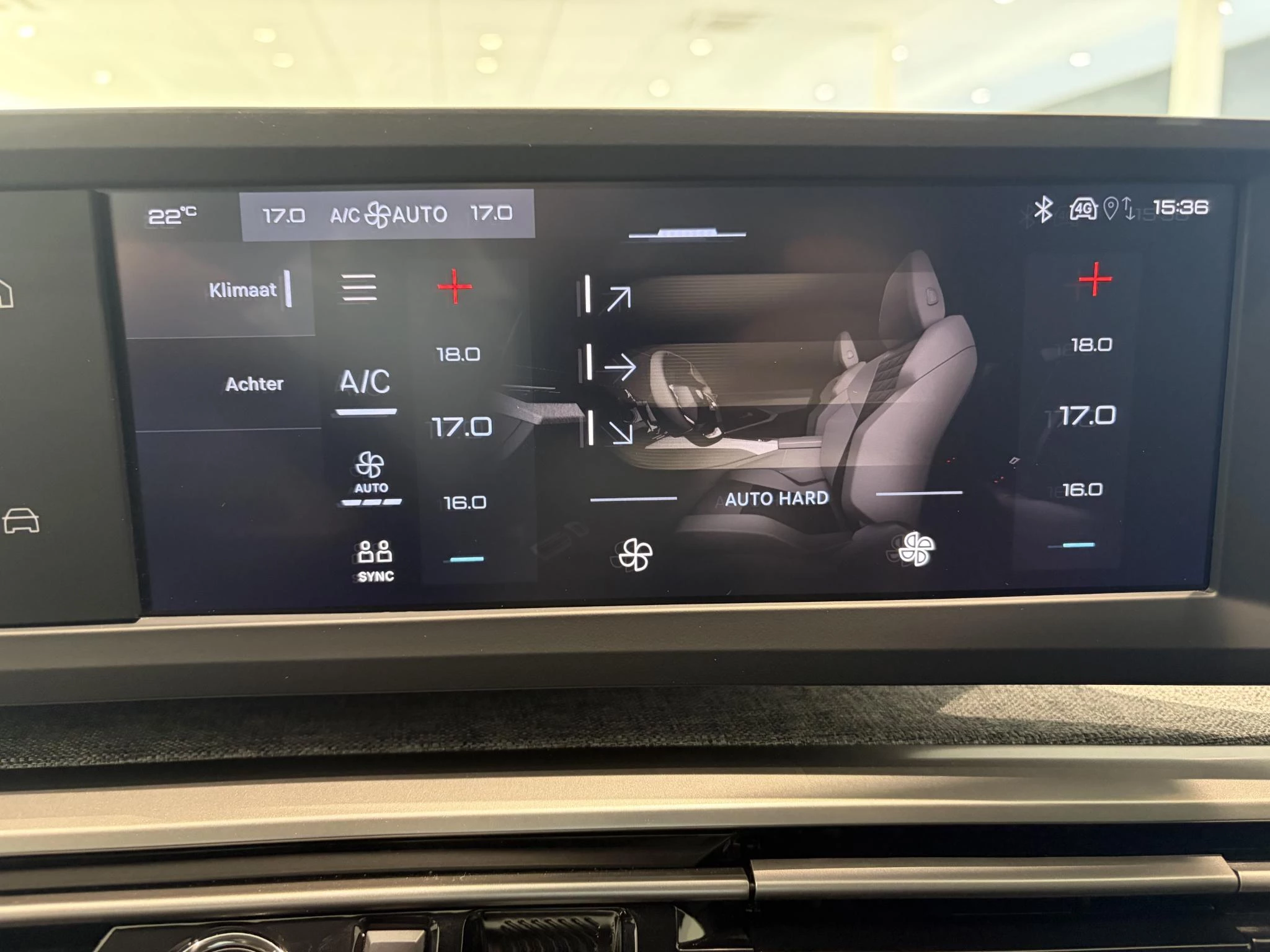 Peugeot-5008-image-15