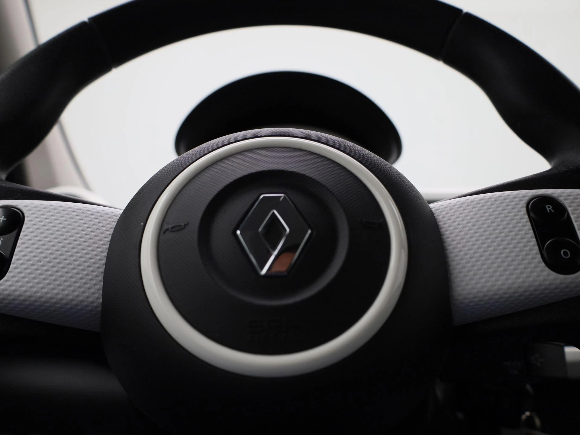 Renault-Twingo-image-25