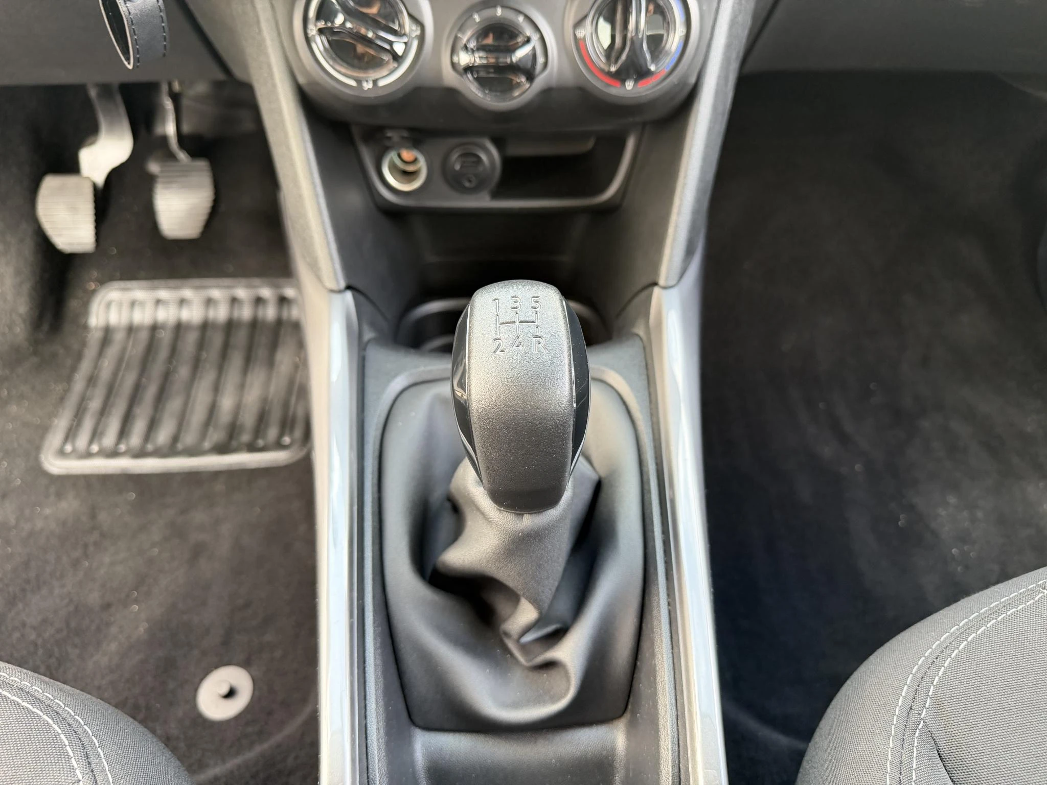 Peugeot-2008-image-22