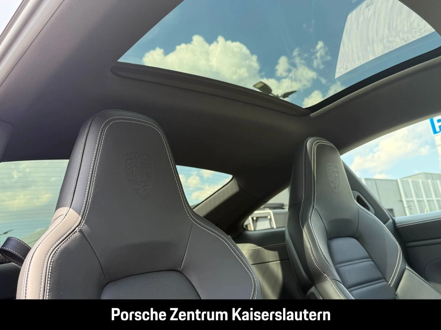 Porsche 911 992 Carrera Sportabgasanlage BOSE 21-Zoll carrera s