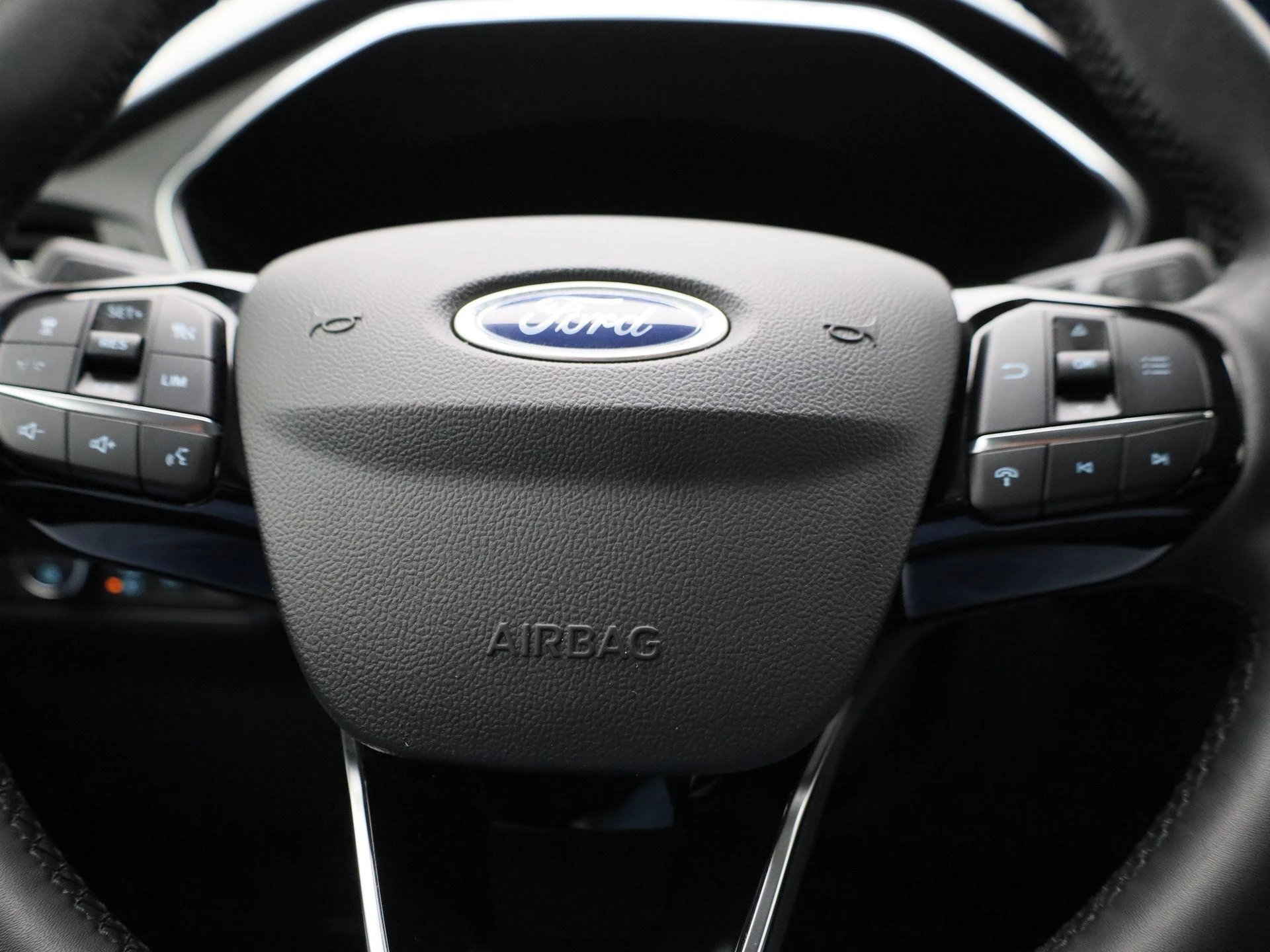 Ford-Kuga-image-29
