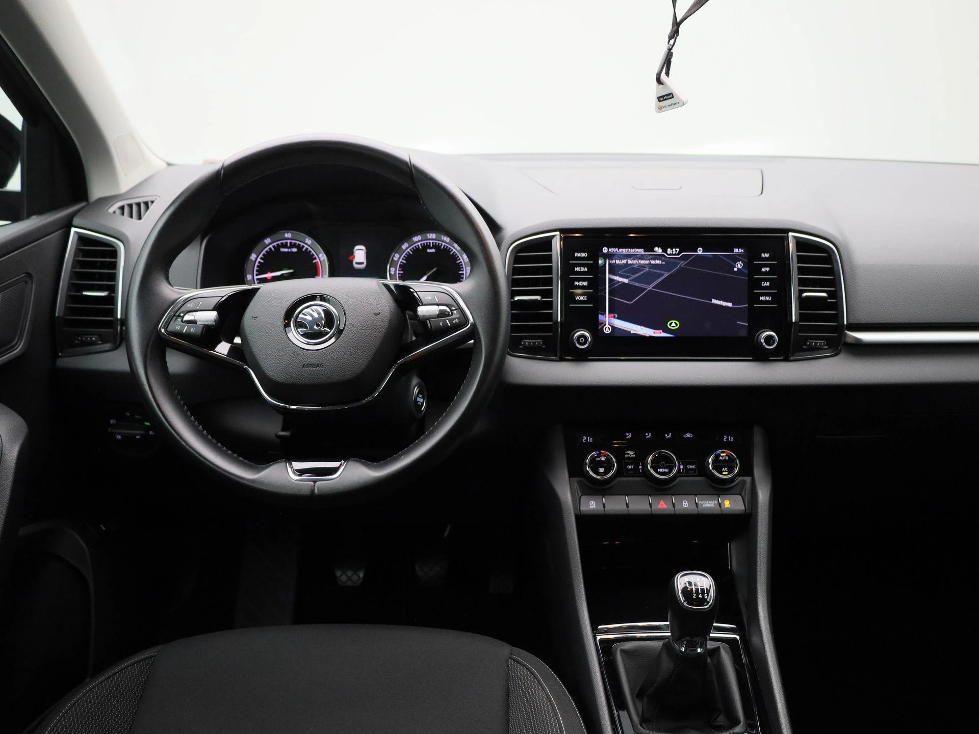 Škoda-Karoq-image-6