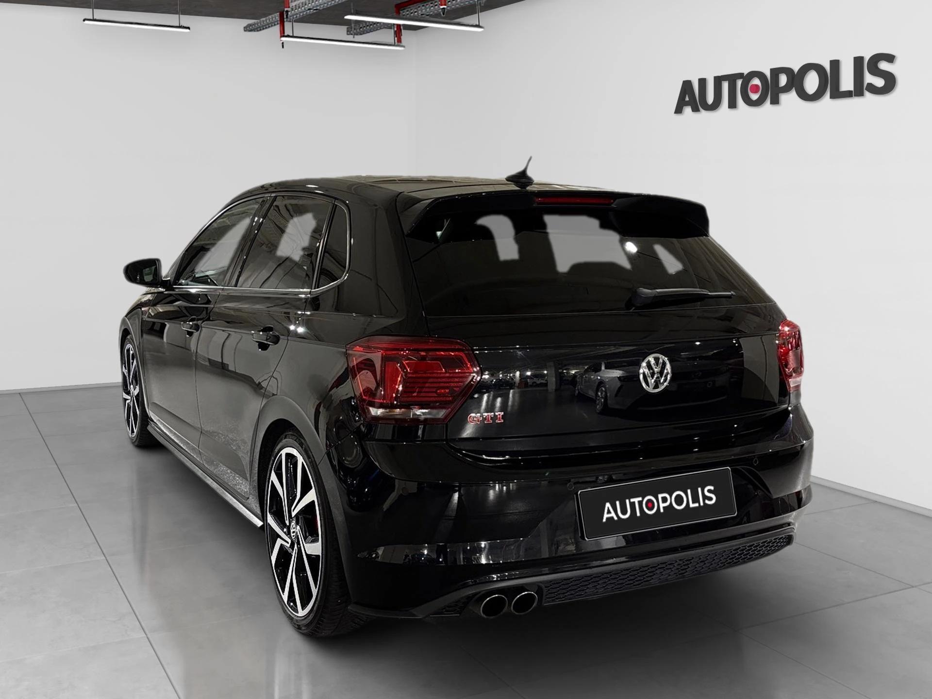 Volkswagen-Polo-image-16