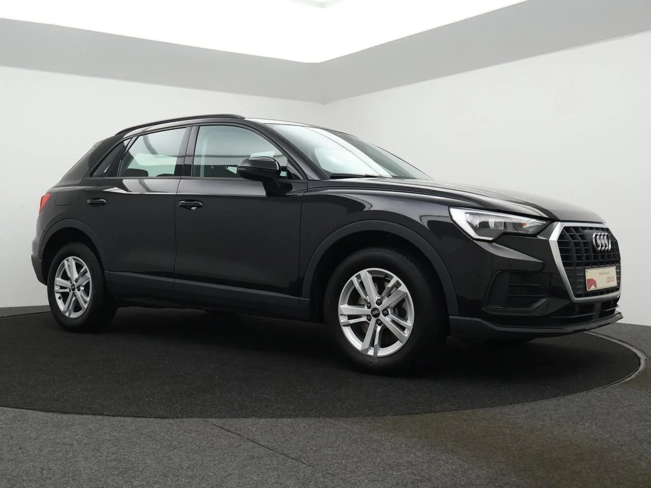 Audi-Q3-image-5