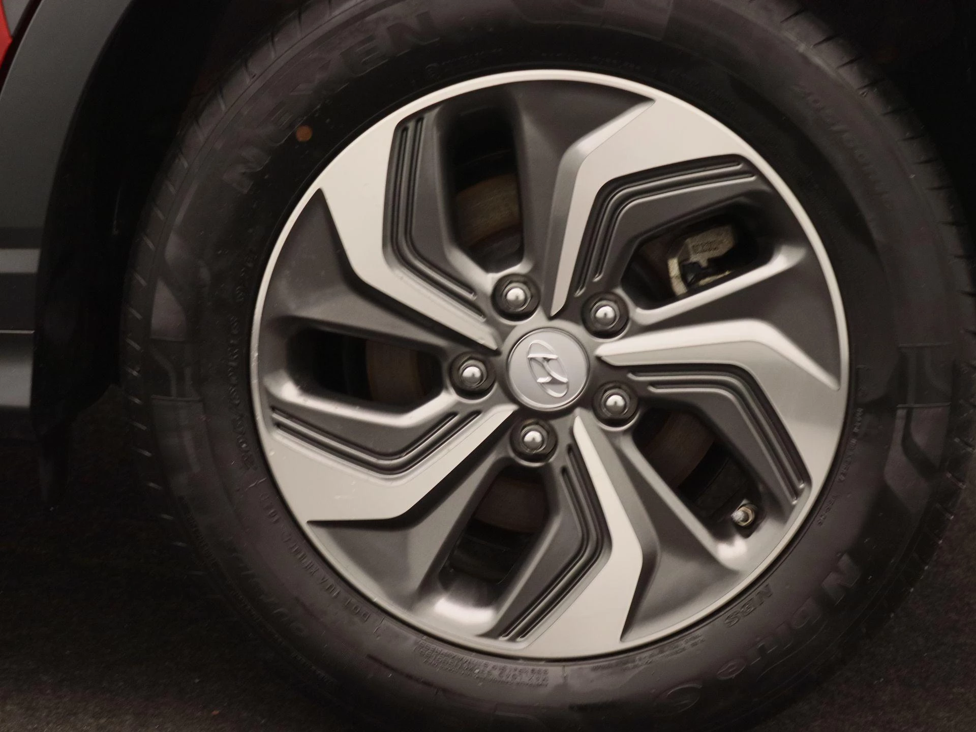 Hyundai-Kona-image-15
