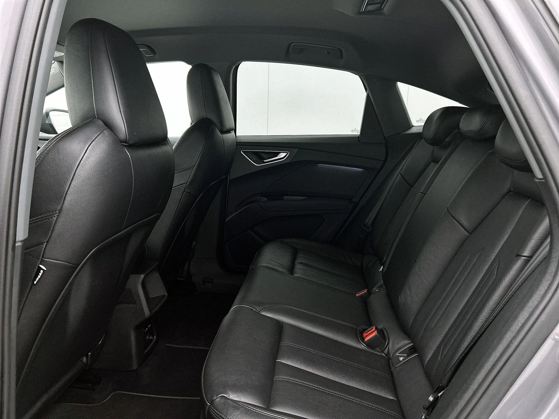 Audi-Q4 Sportback e-tron-image-30