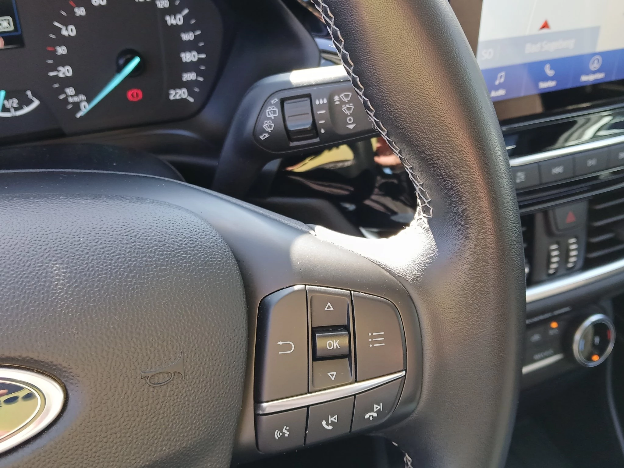 Ford Fiesta Titanium NAVI | LED | KLIMAAUTOMTIK | PDC | BT