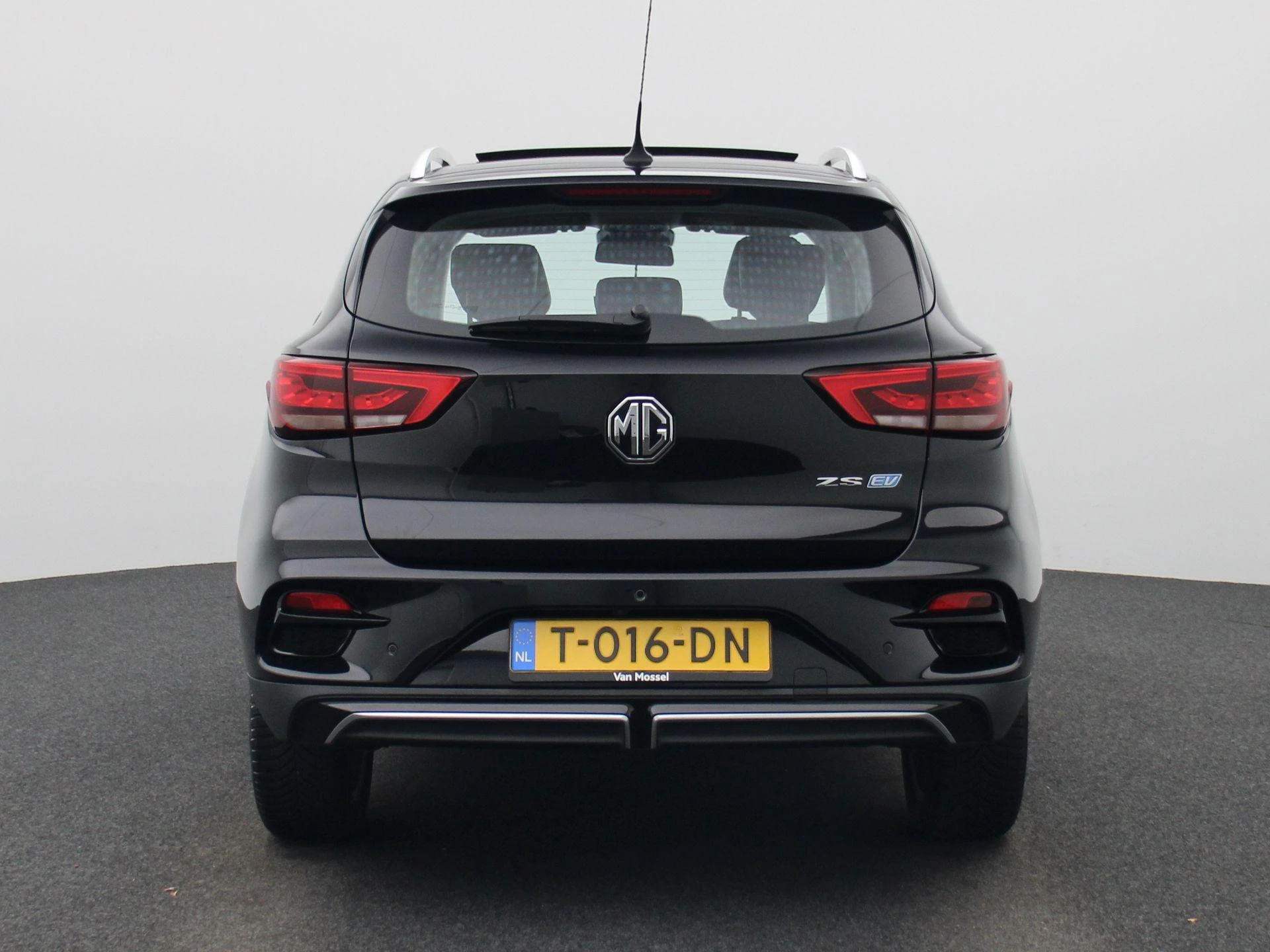MG ZS EV Long Range Luxury 70 kWh
