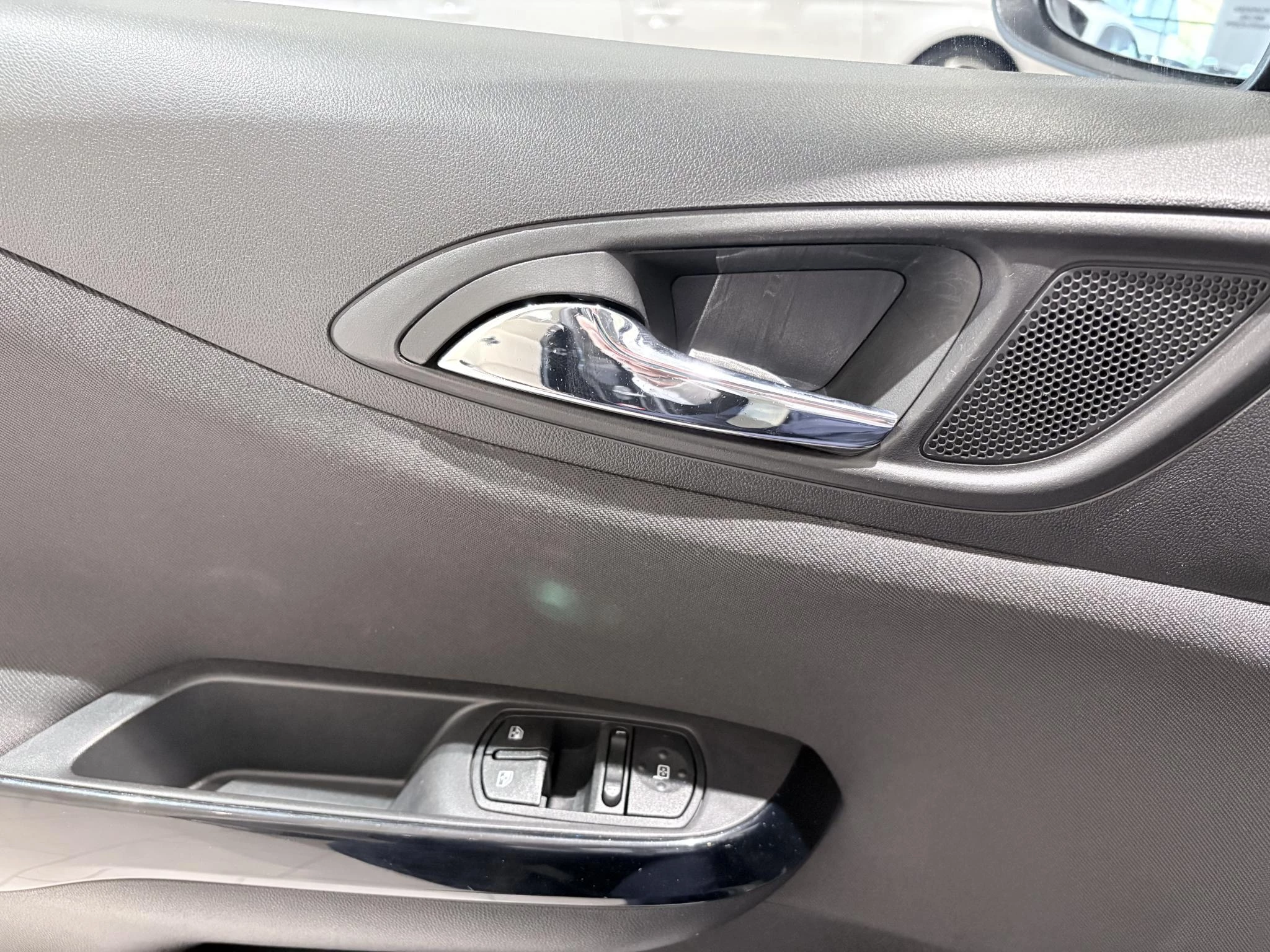 Opel-Corsa-image-9