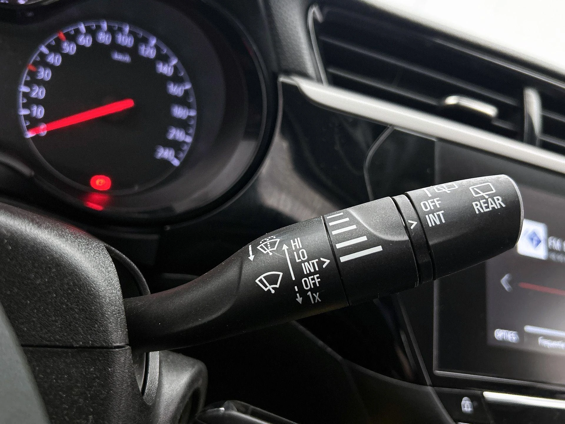 Opel-Corsa-image-8