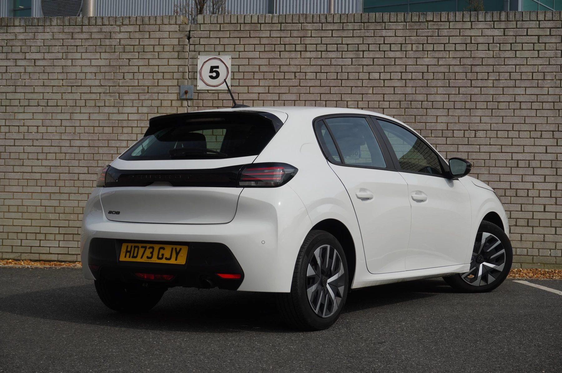 Peugeot-208-image-14
