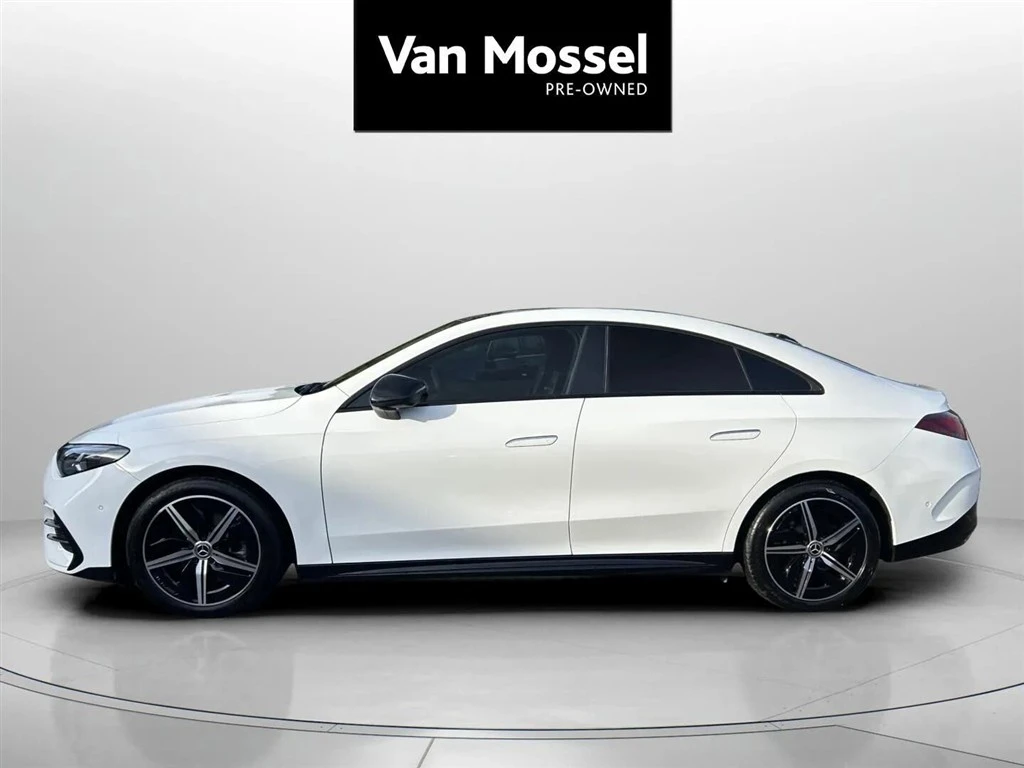 Mercedes-Benz-CLA-image-7
