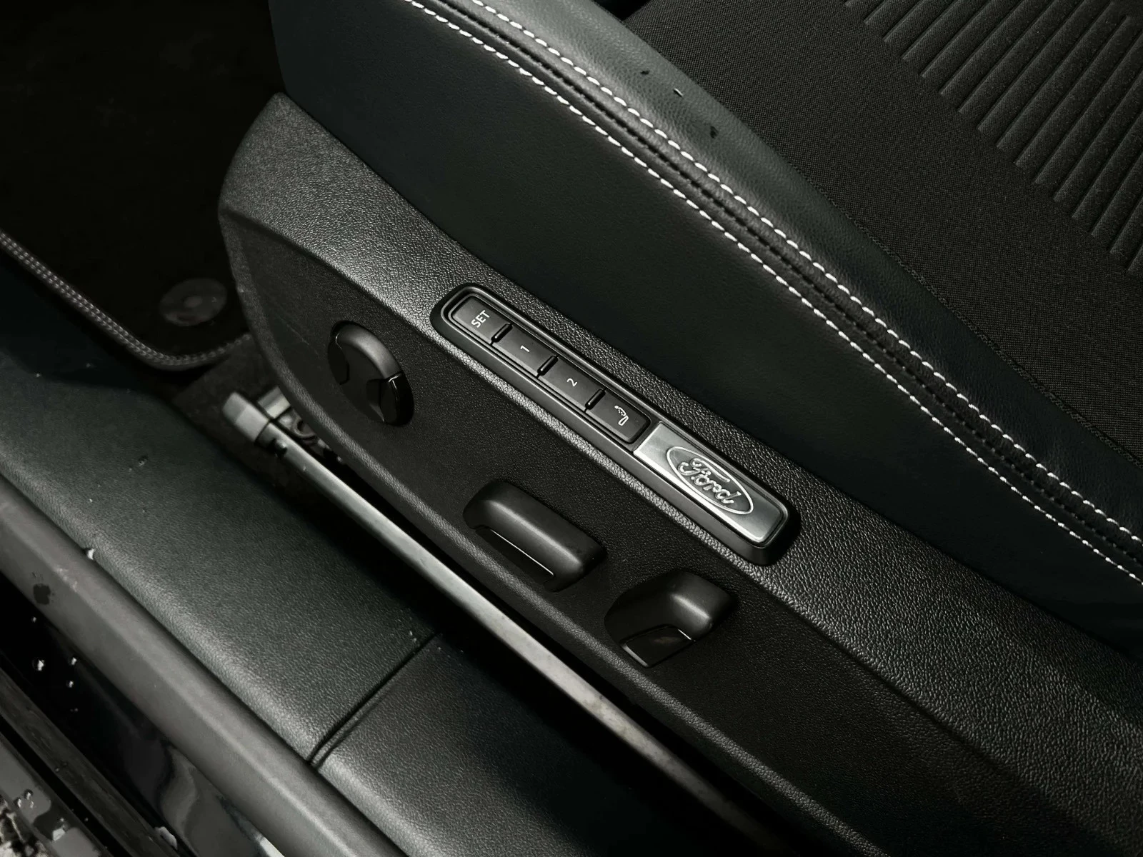 Ford-Explorer-image-11