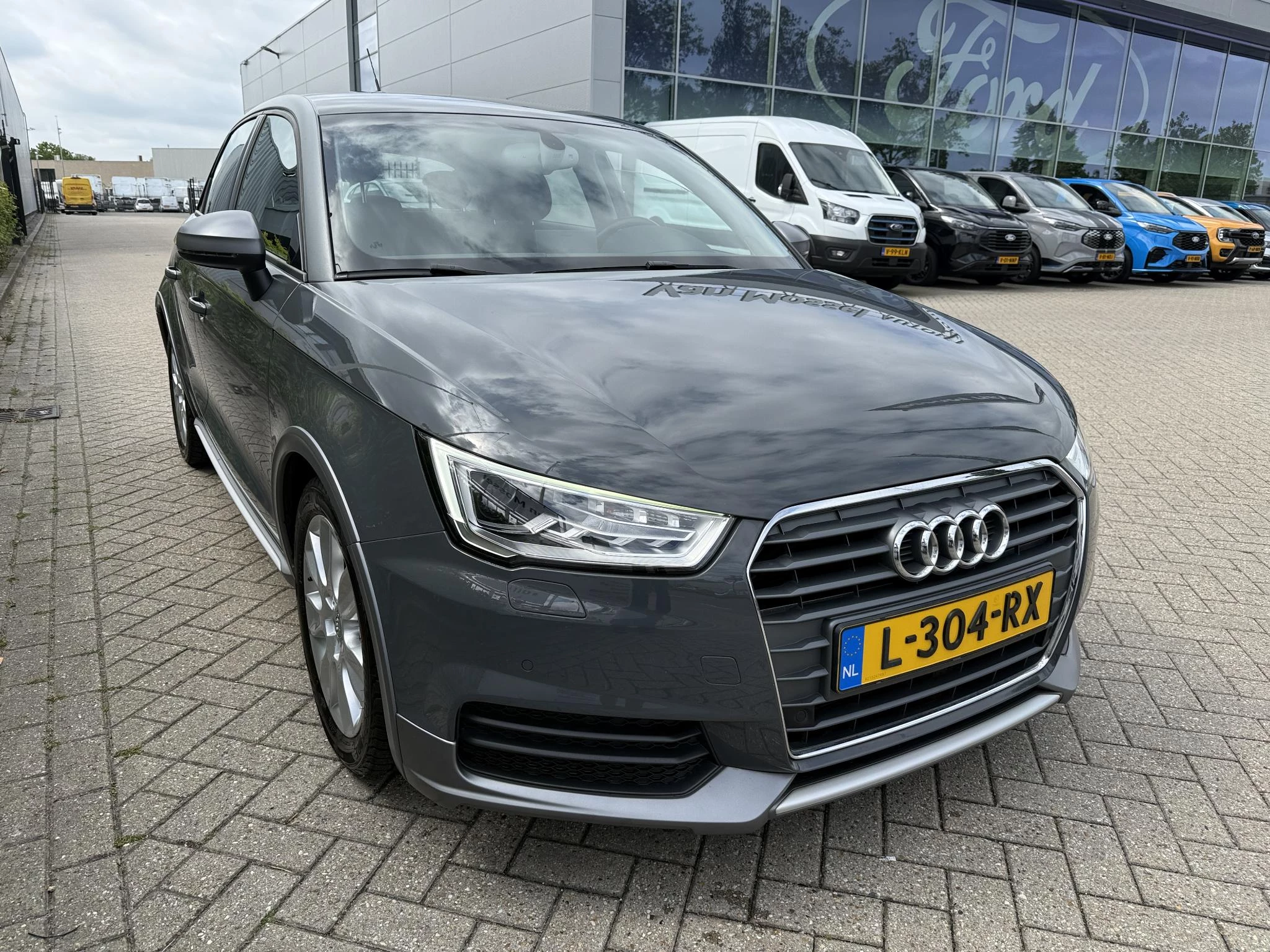 Audi-A1 Sportback-image-5