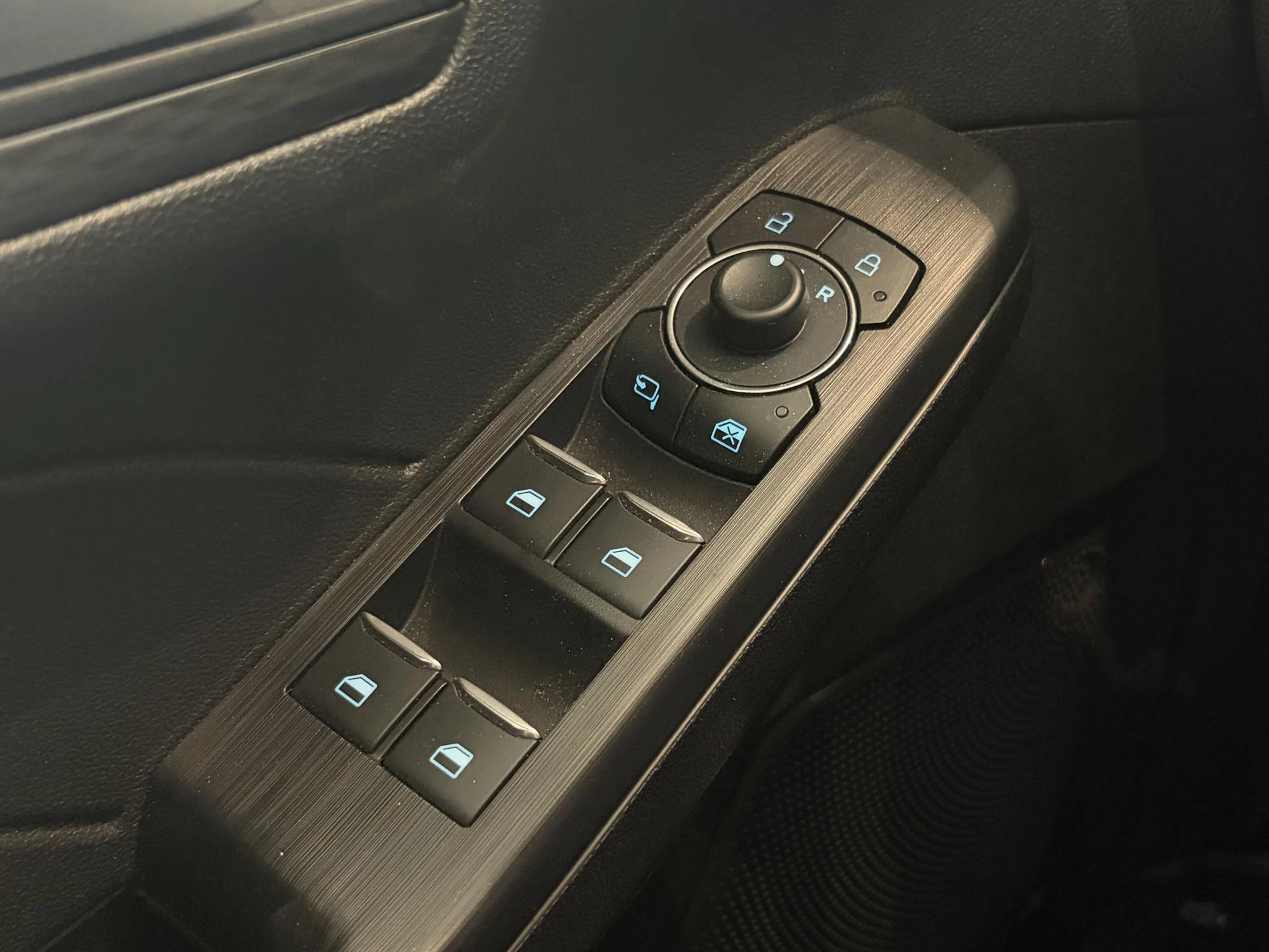 Ford-Kuga-image-22
