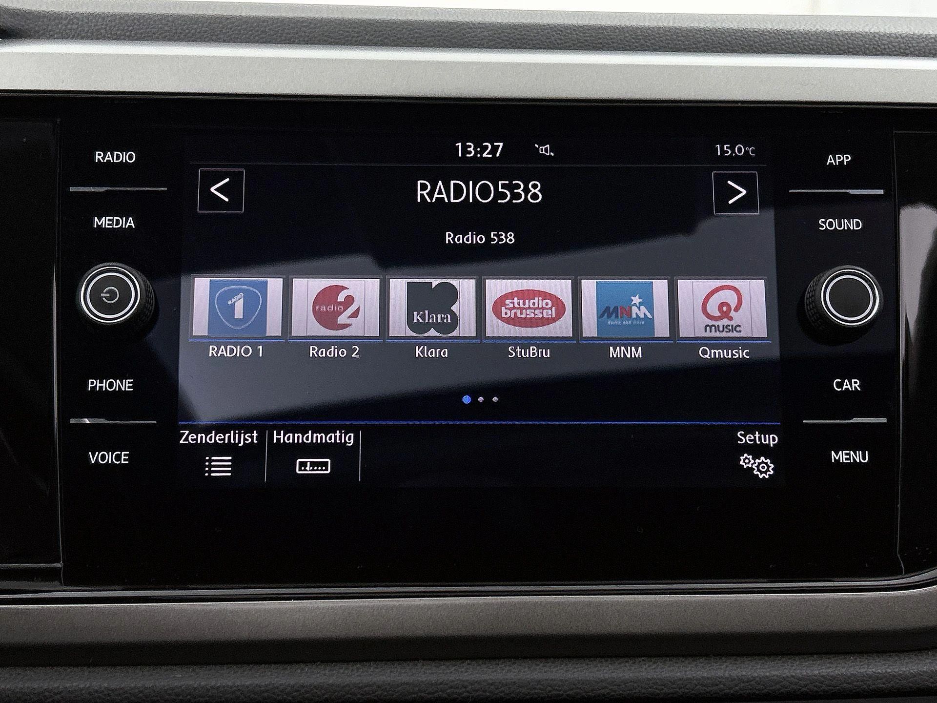 Volkswagen-Polo-image-6