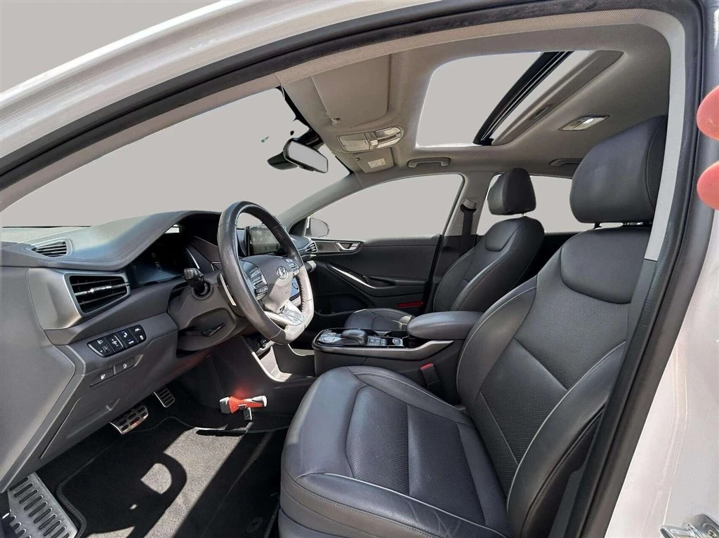Hyundai IONIQ Electric 38,3 kWh Premium 136HK 5d Aut.