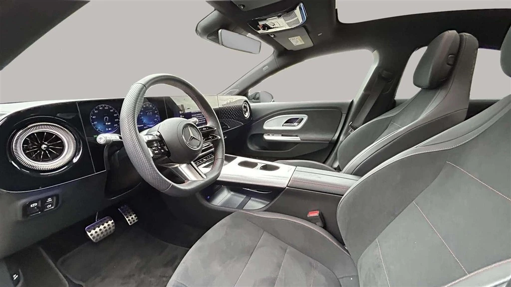 Mercedes-Benz-CLA-image-9