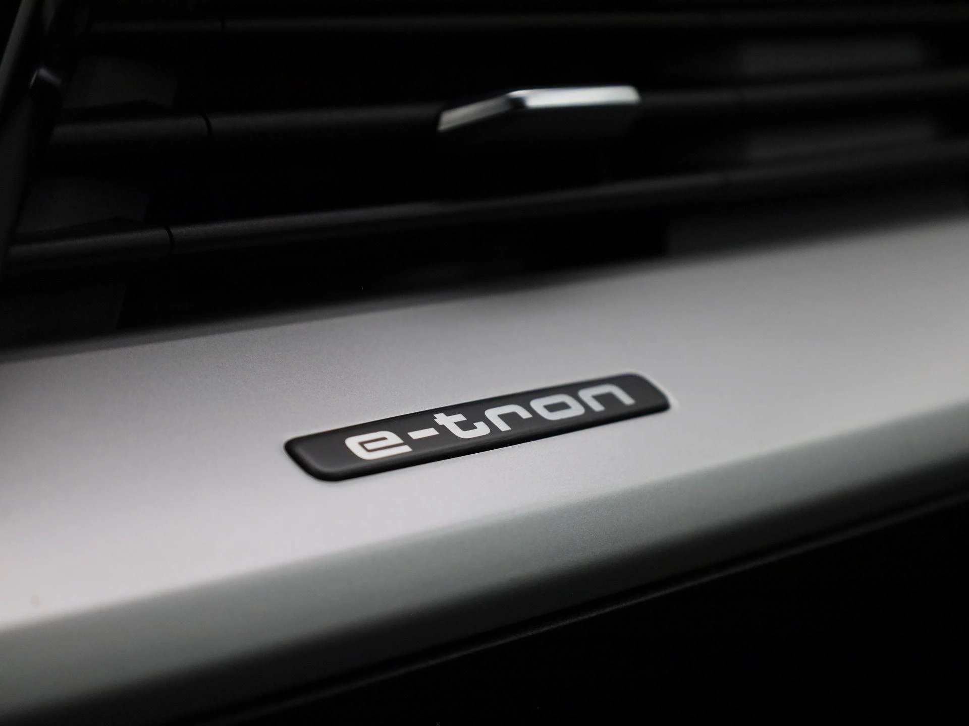 Audi-Q4 e-tron-image-26