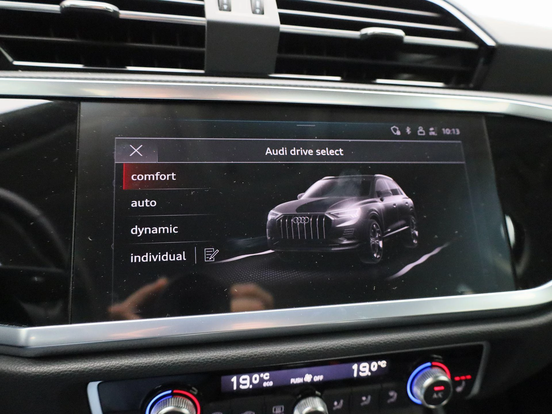 Audi Q3 45 TFSI-e S tronic Bus. Ed. Attraction