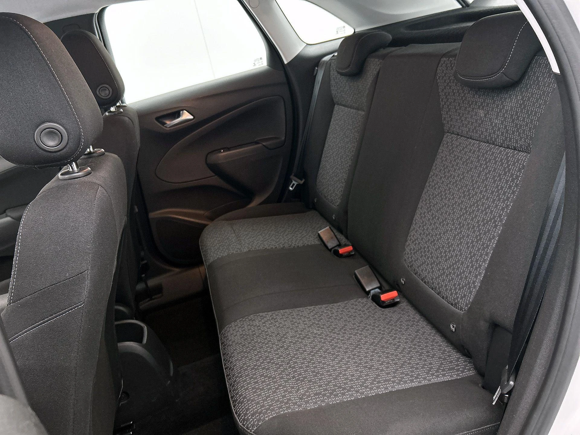 Opel-Crossland X-image-25