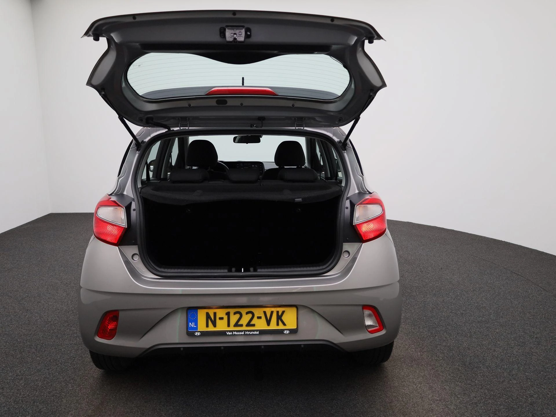 Hyundai-i10-image-11