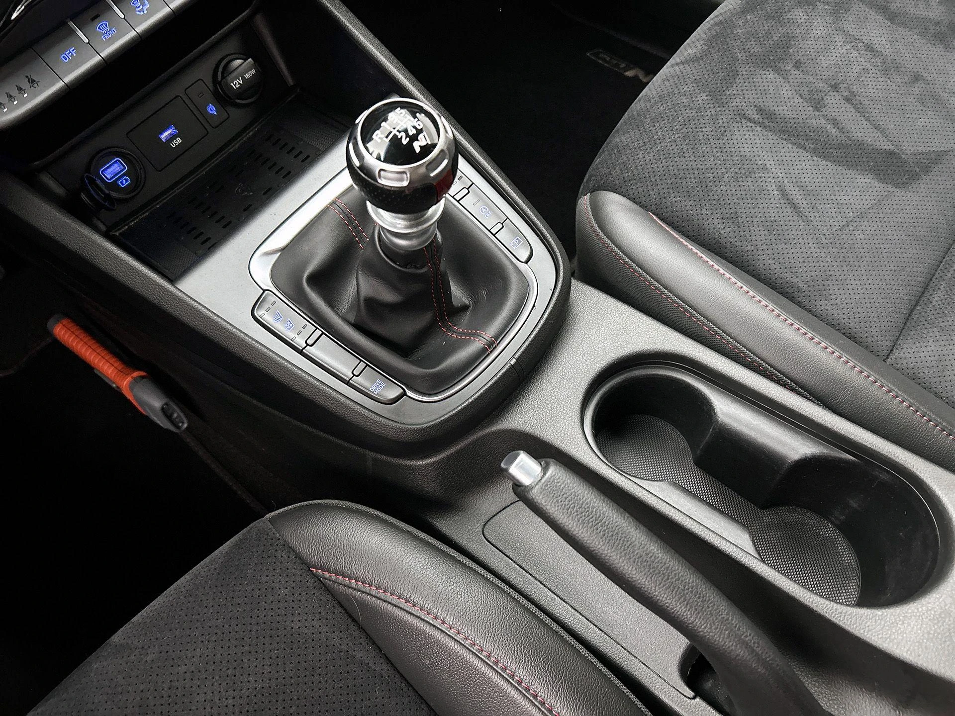Hyundai-Kona-image-30
