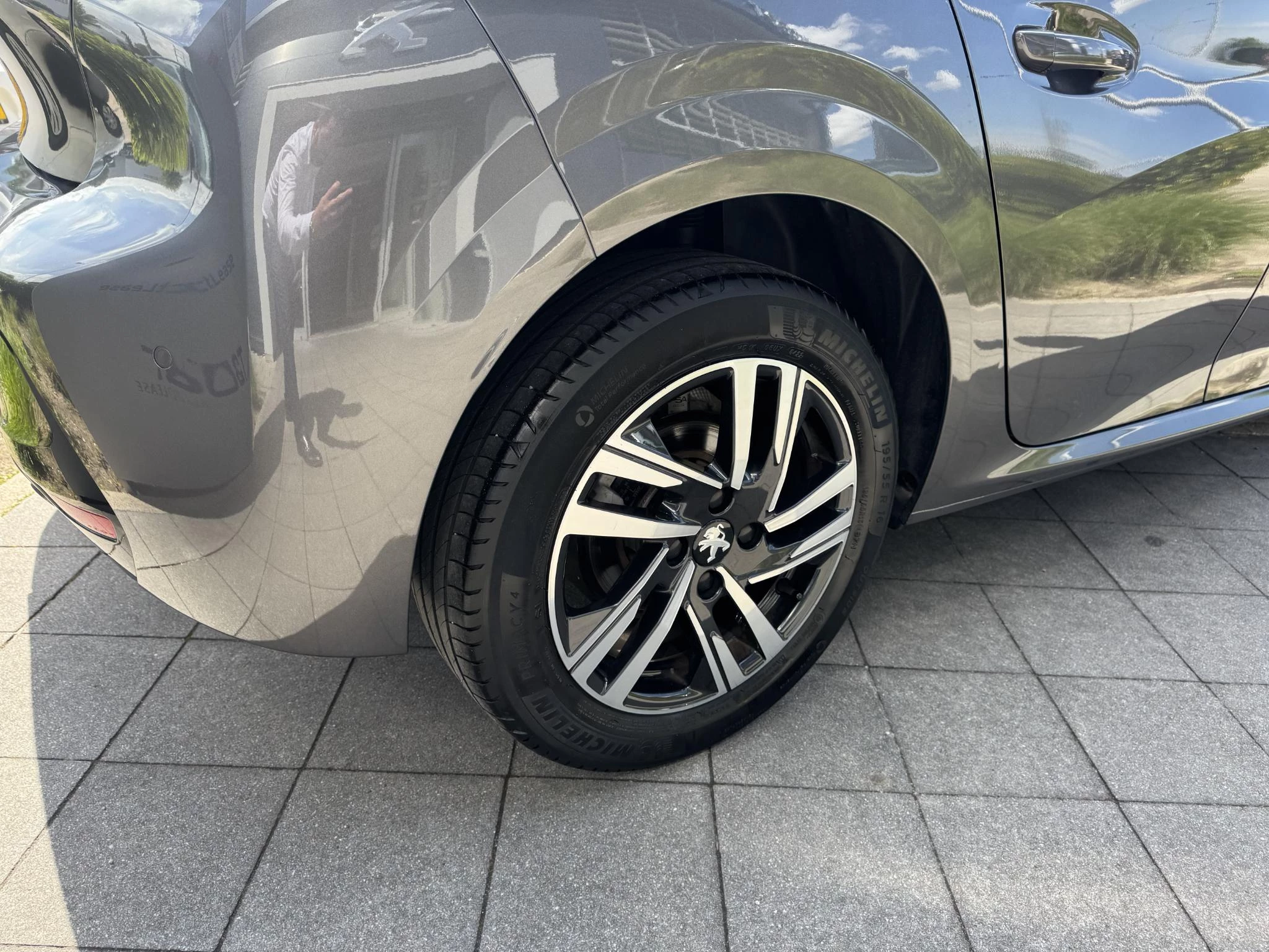 Peugeot 208 1.2 PureTech Allure