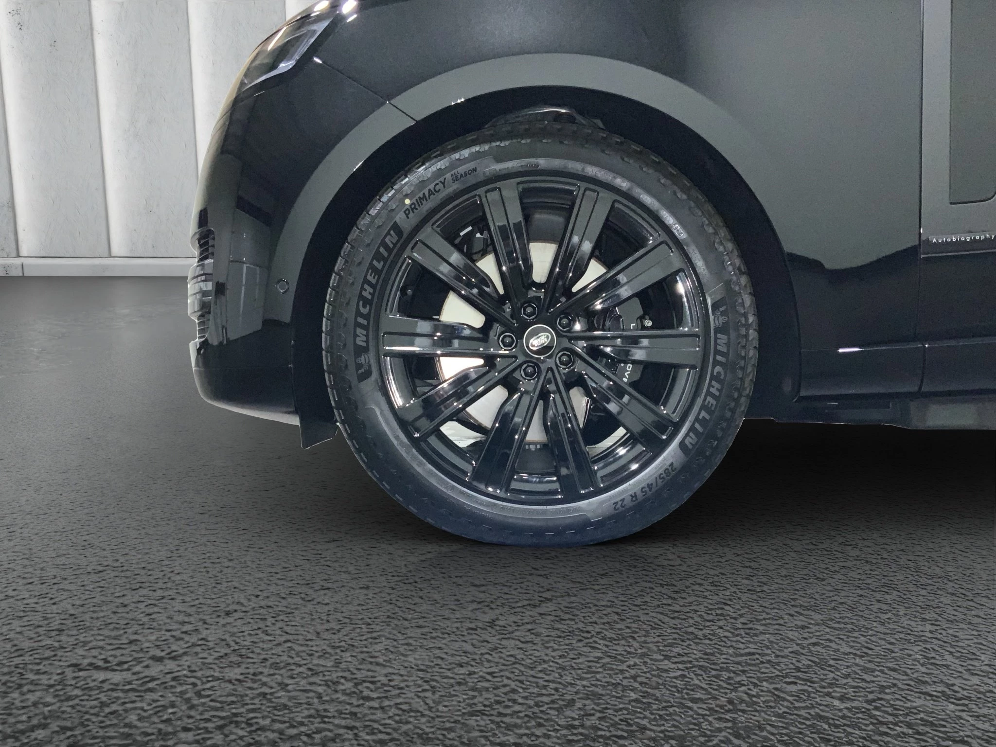 Land Rover-Range Rover-image-8